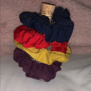 4 set scrunchies! free face mask included